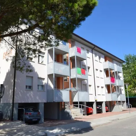Cosy One Bedroom Flat Near The - Reserved Parking Space By Beahost *