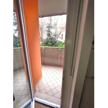 Cosy One Bedroom Flat Near The - Reserved Parking Space By Beahost *